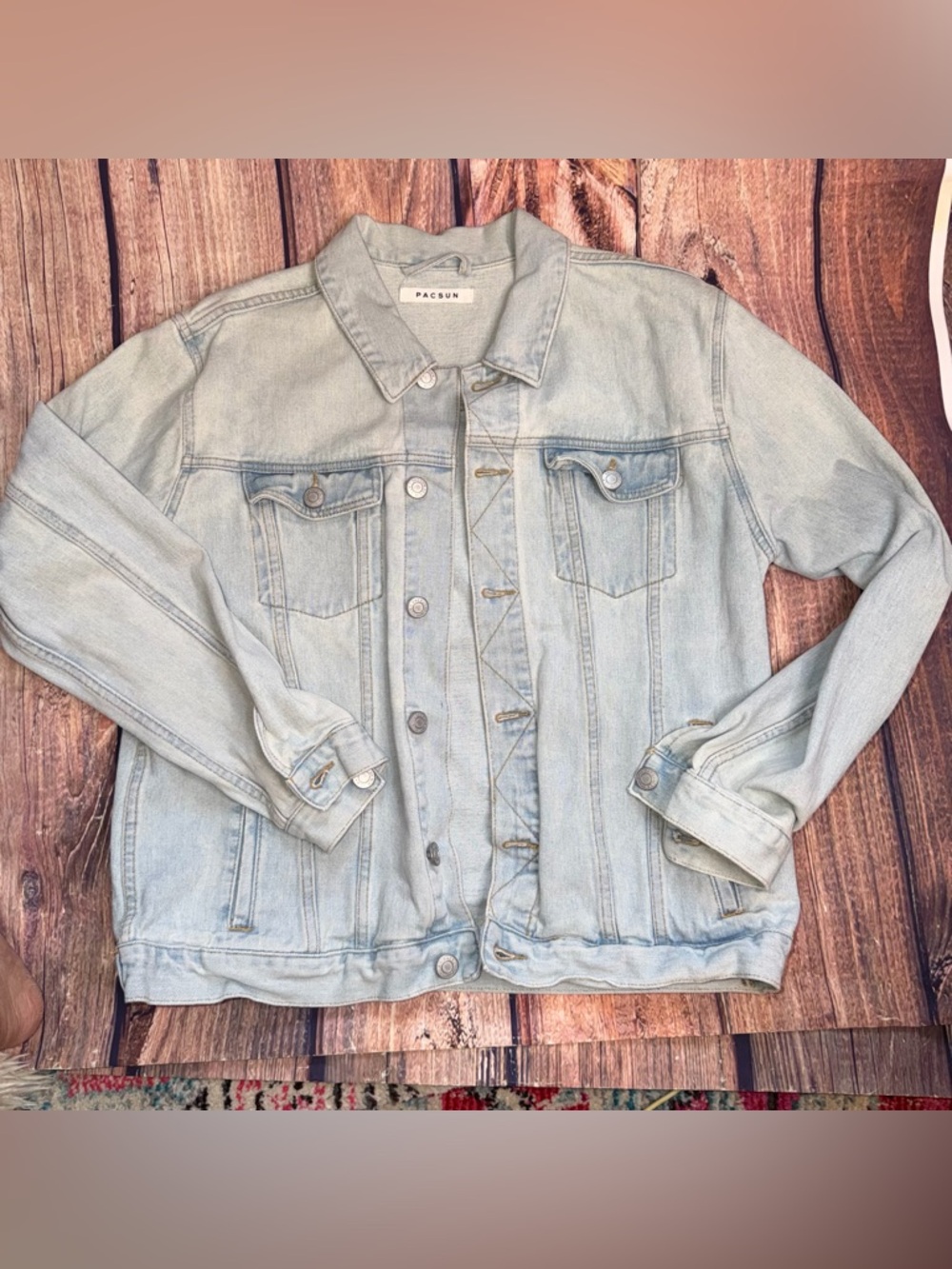 PacSun Light Wash Denim Jacket Size Large